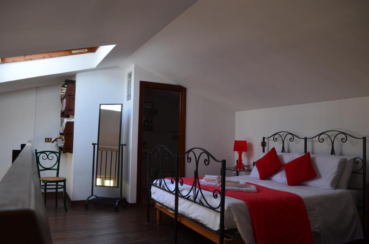 La Luce Del Borgo Apartment Castel Gandolfo Luaran gambar