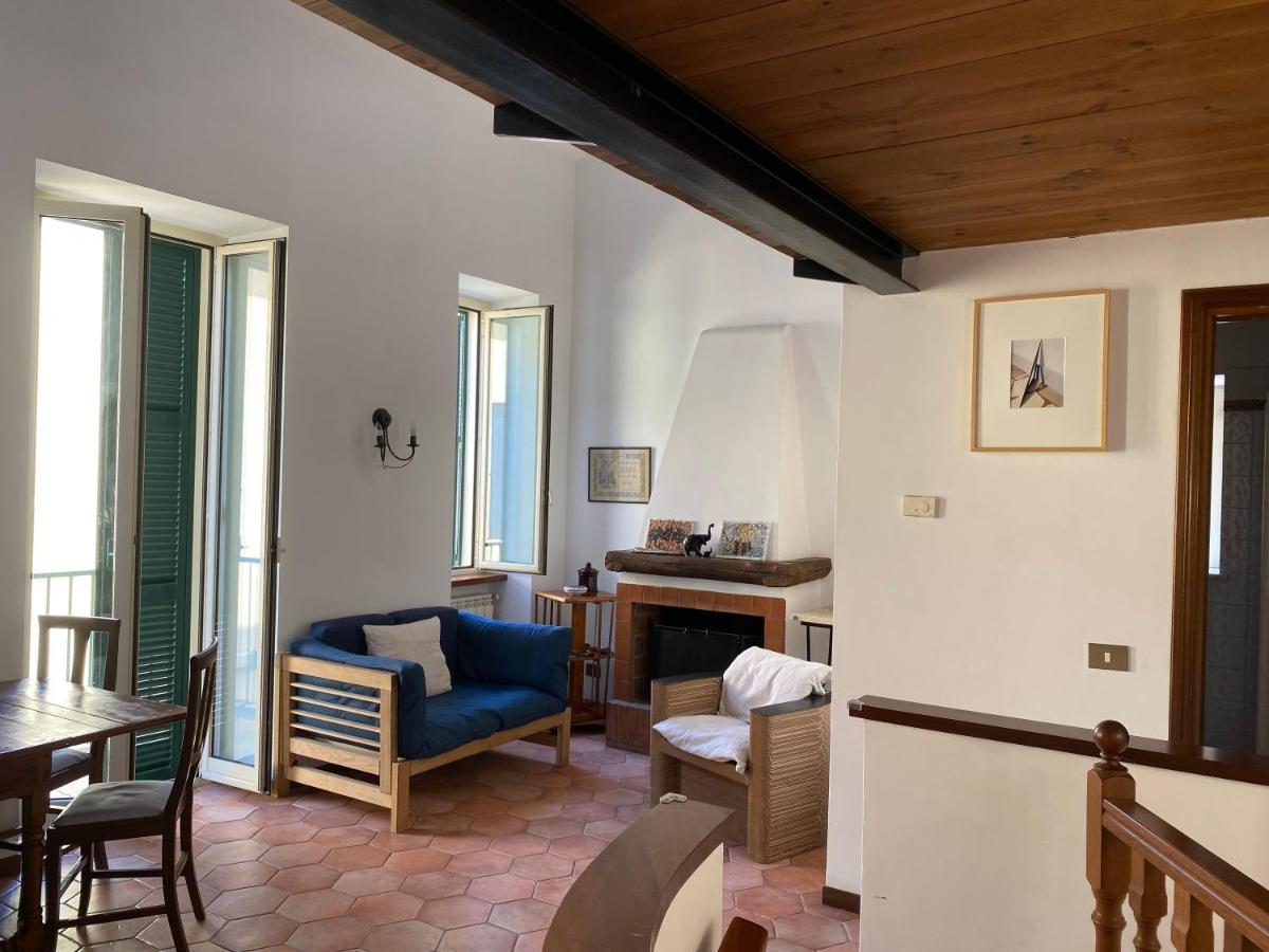 La Luce Del Borgo Apartment Castel Gandolfo Luaran gambar