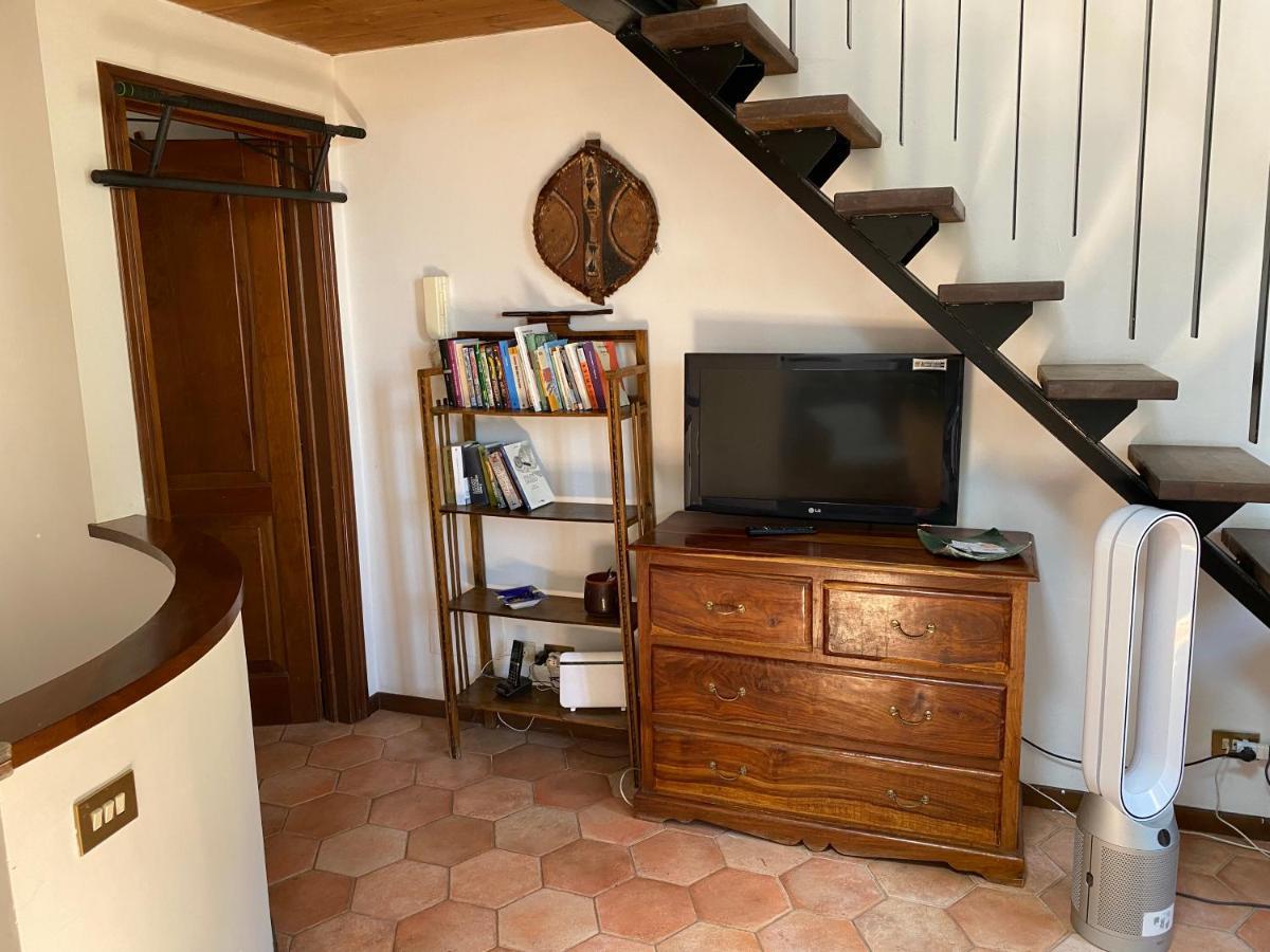 La Luce Del Borgo Apartment Castel Gandolfo Luaran gambar
